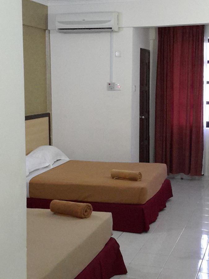 Tanjung Demong Beach Resort Kampung Kuala Besut Extérieur photo