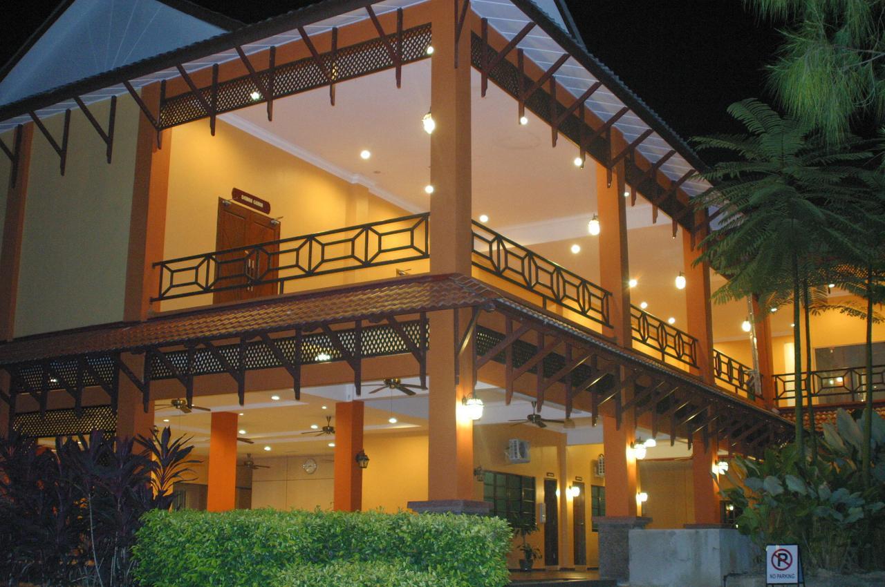 Tanjung Demong Beach Resort Kampung Kuala Besut Extérieur photo
